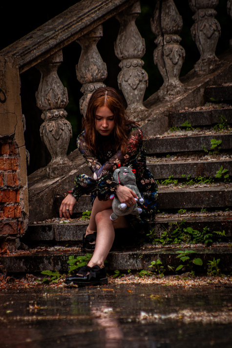 Лялька на сходах